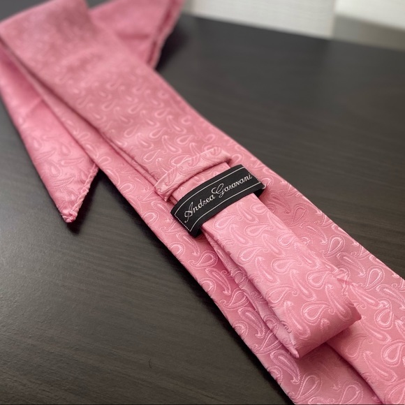 Andrea Garvani tie w/ handkerchief - Picture 2 of 3